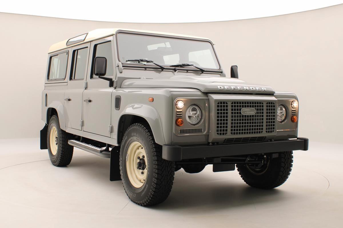 Land Rover Defender WORKS V8 ISLAY EDITION