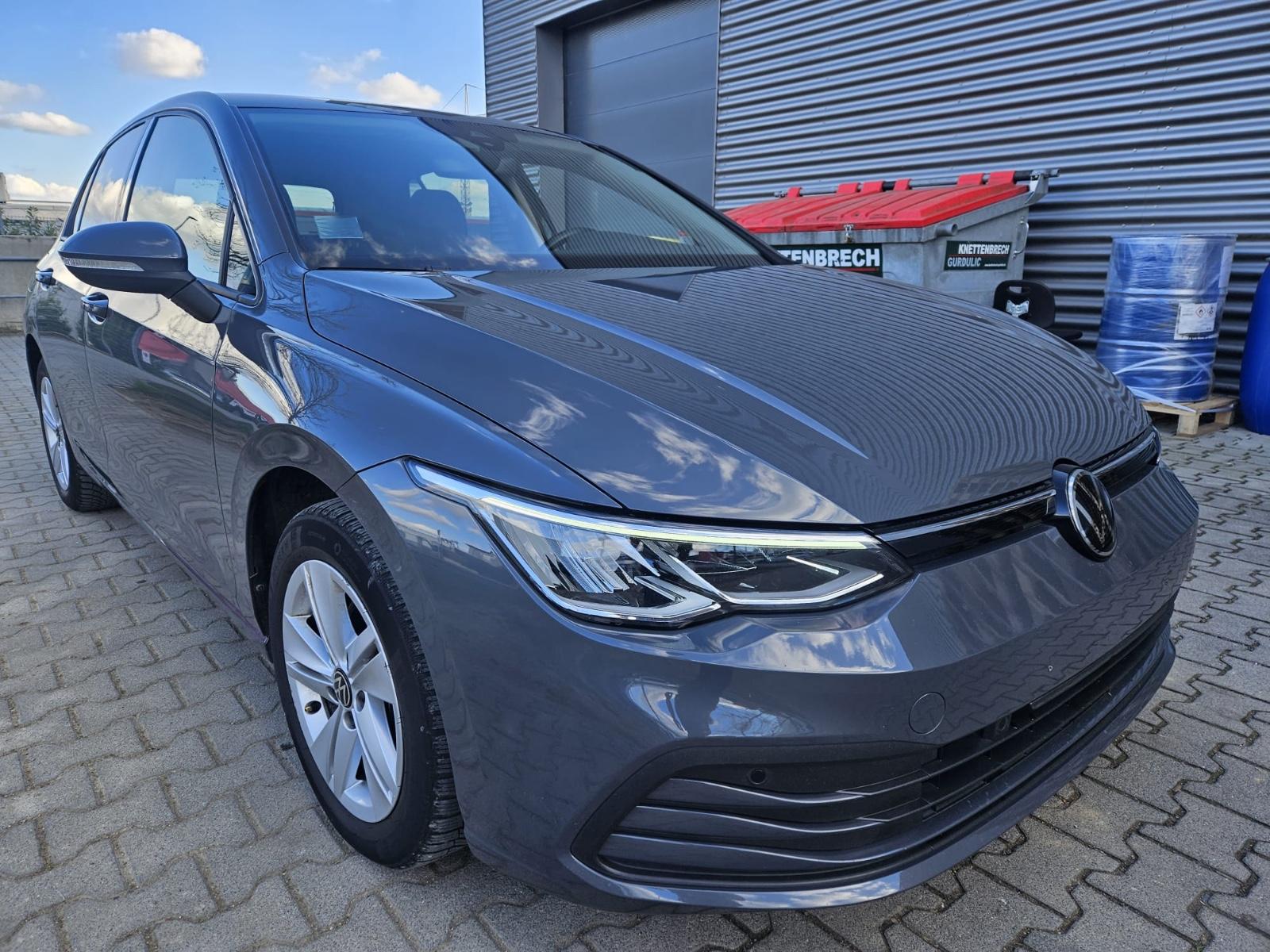 Volkswagen GOLF VIII 1.0 TSI DSG * NAVIGATION * ALU * LED