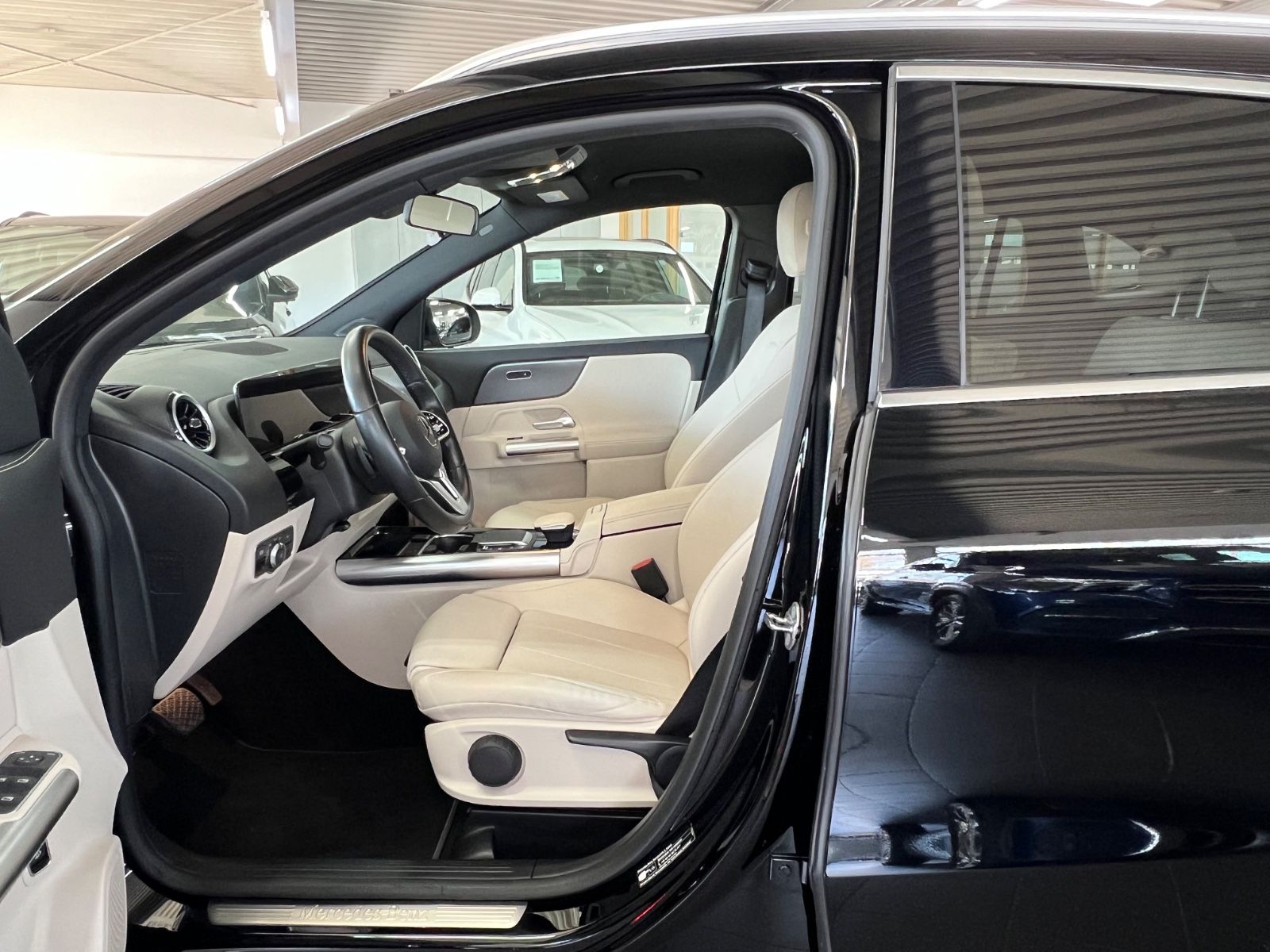 Mercedes-Benz GLA 180d Progressive Business+High End+Park Pak. foto 23