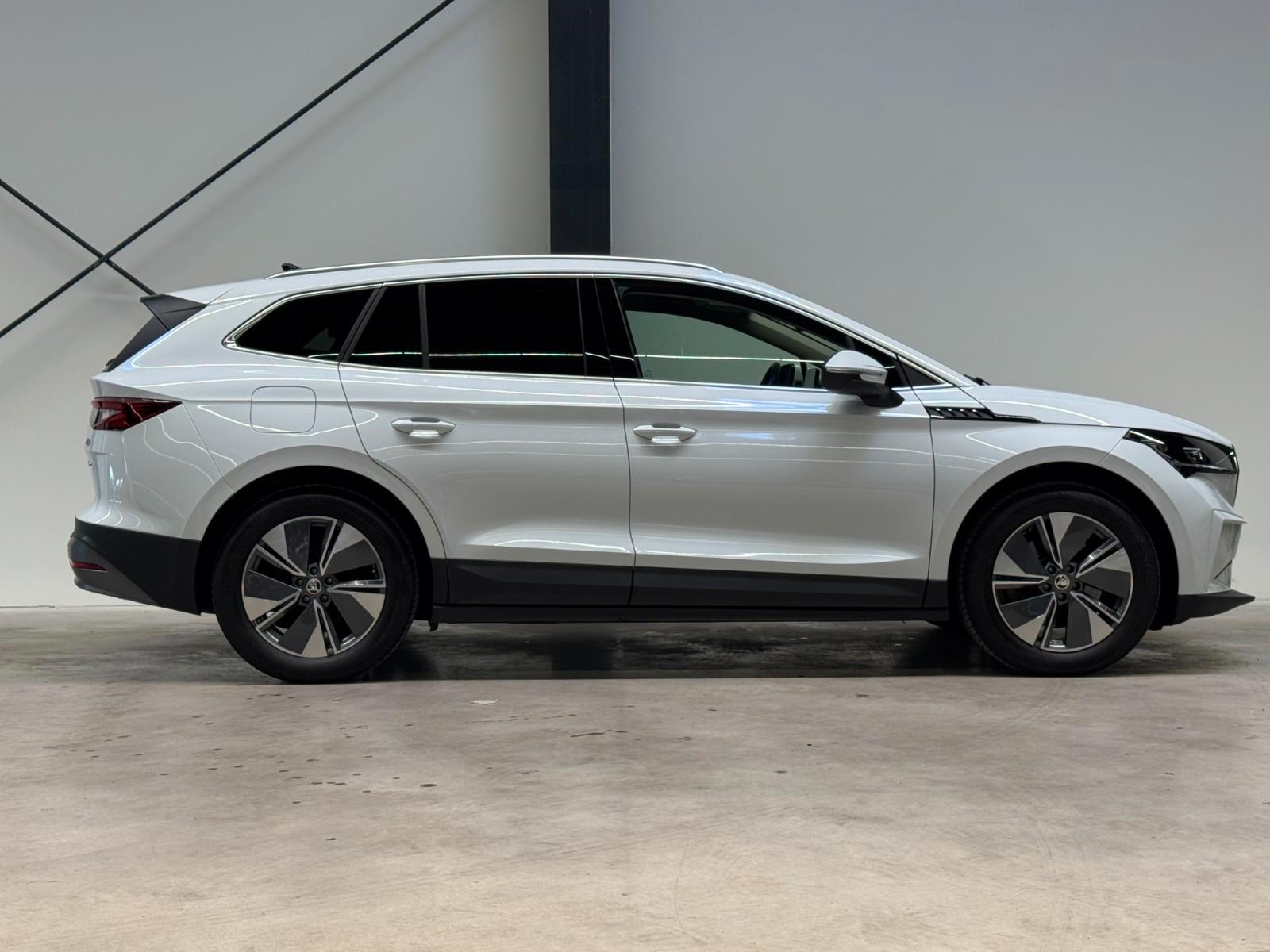 Skoda ENYAQ 80X ecoSUITE 195KW*HUD*AHK*360*MATRIX*WÄPU