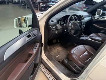 Mercedes ML 350 - 10