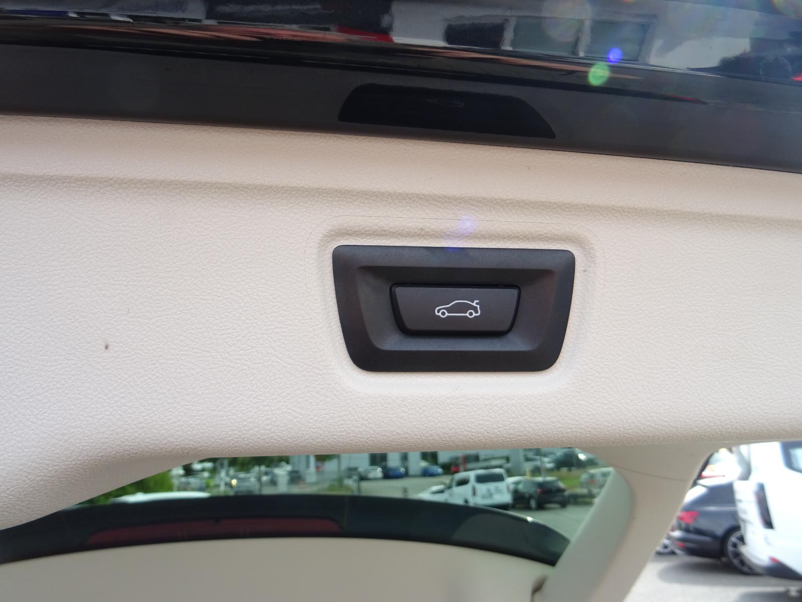 BMW 3 Series iA Touring LED Navi HUD Virt. Kamera Innov., миниатюра 10