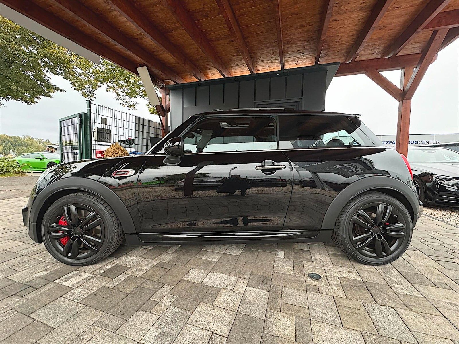 Fahrzeugabbildung MINI John Cooper Works Performance *Pano*H&K*Klappe*