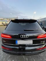 Audi Q7 55 TFSI quattro tiptronic S line S line - Audi Q7 mit Benzin-Antrieb: Line
