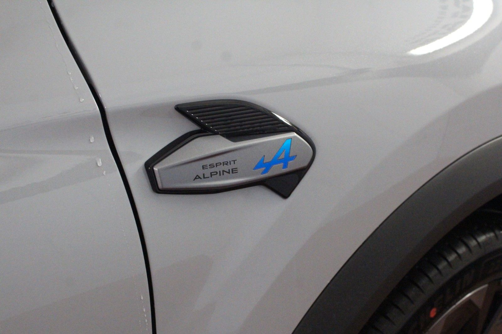 Fahrzeugabbildung Renault Symbioz Mild Hybrid 140 EDC Esprit Alpine