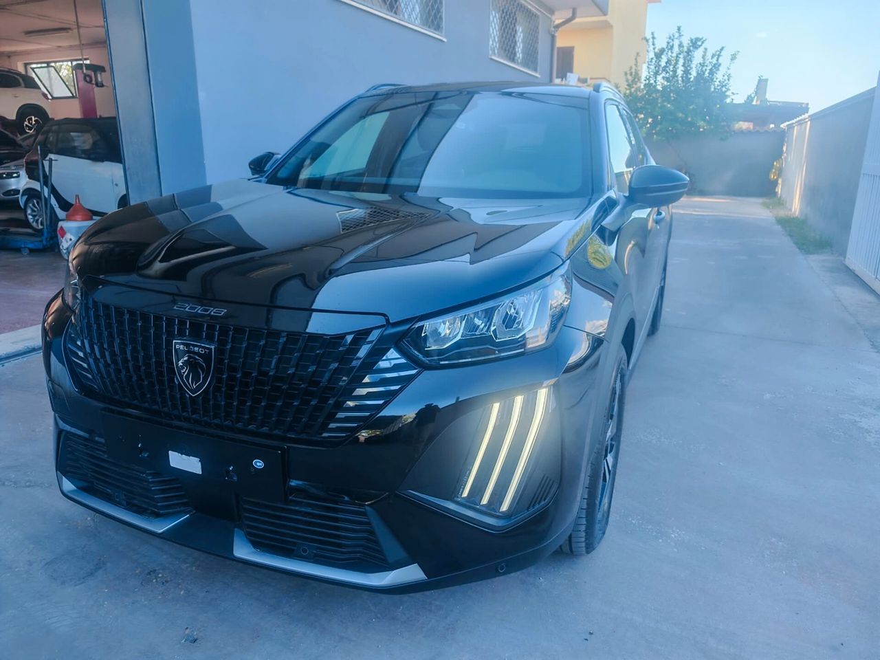 Peugeot 2008 PureTech 100 S&S Allure