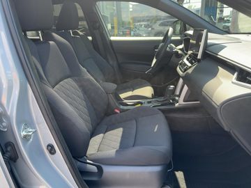 Toyota Corolla Cross - 11