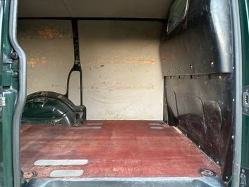 Volkswagen T6 Transporter - 10