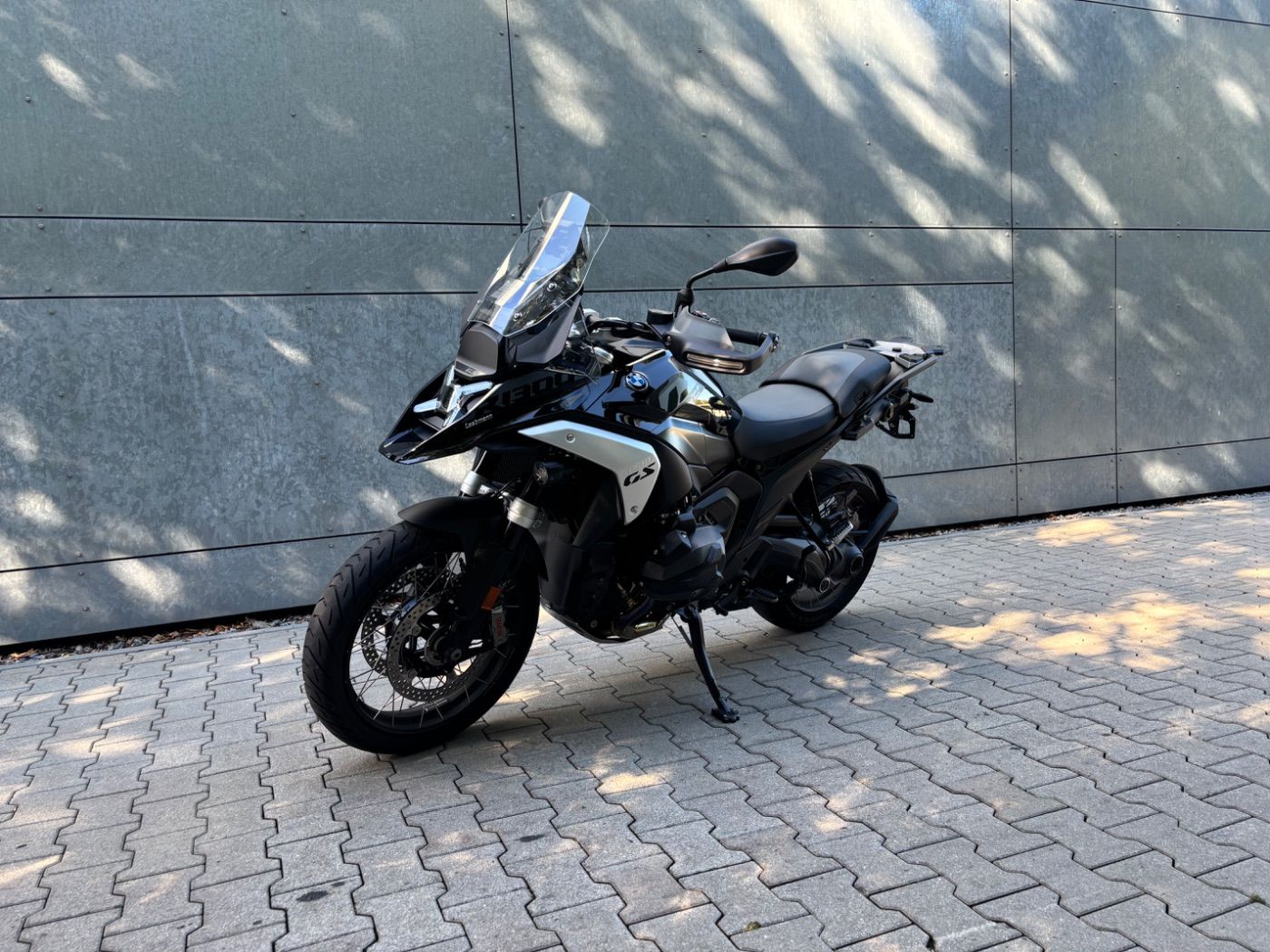 Fahrzeugabbildung BMW R 1300 GS Triple Black 3 Pakete