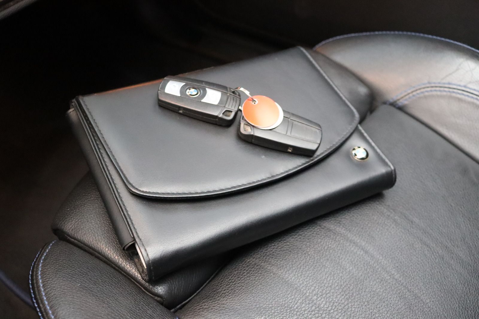 Fahrzeugabbildung BMW 320 i Cabrio Edition M-Paket * Xenon