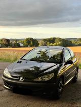 Peugeot 206 in gepflegtem Zustand  TÜV bi... - Peugeot 206 in Osnabrück