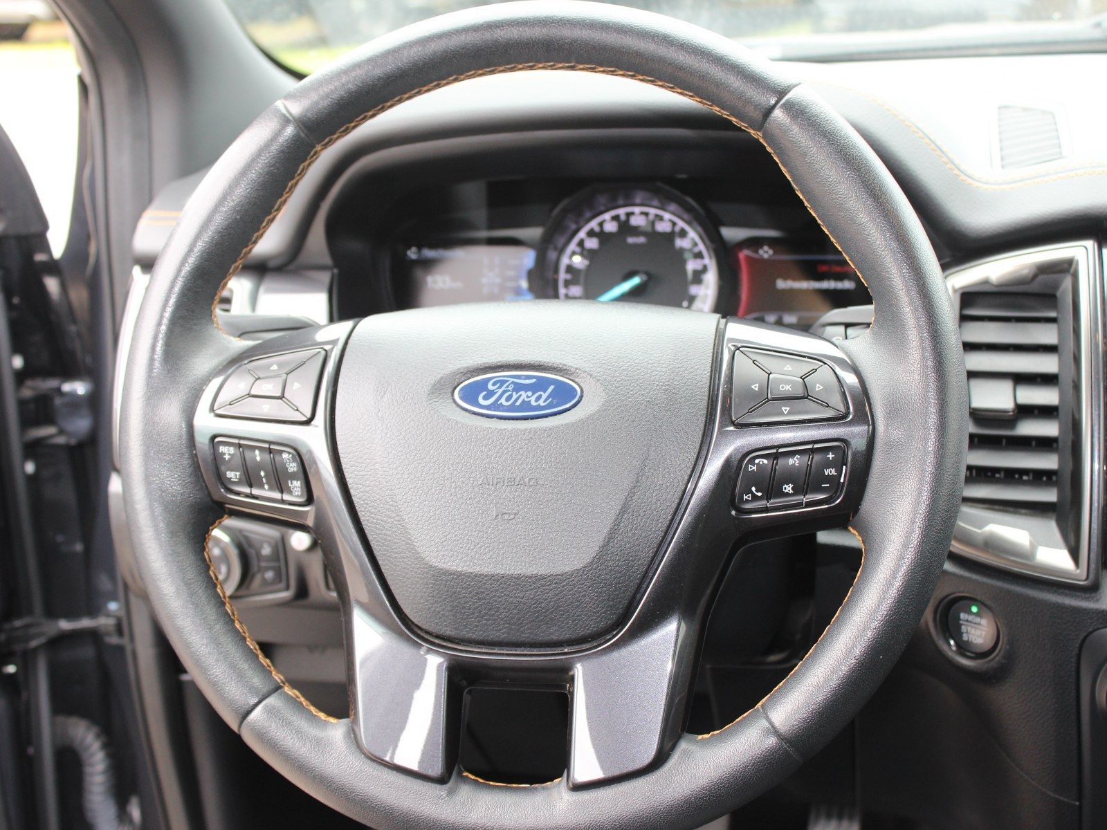 Fahrzeugabbildung Ford Ranger Wildtrak Doppelkabine 4x4 2,0 TDCi