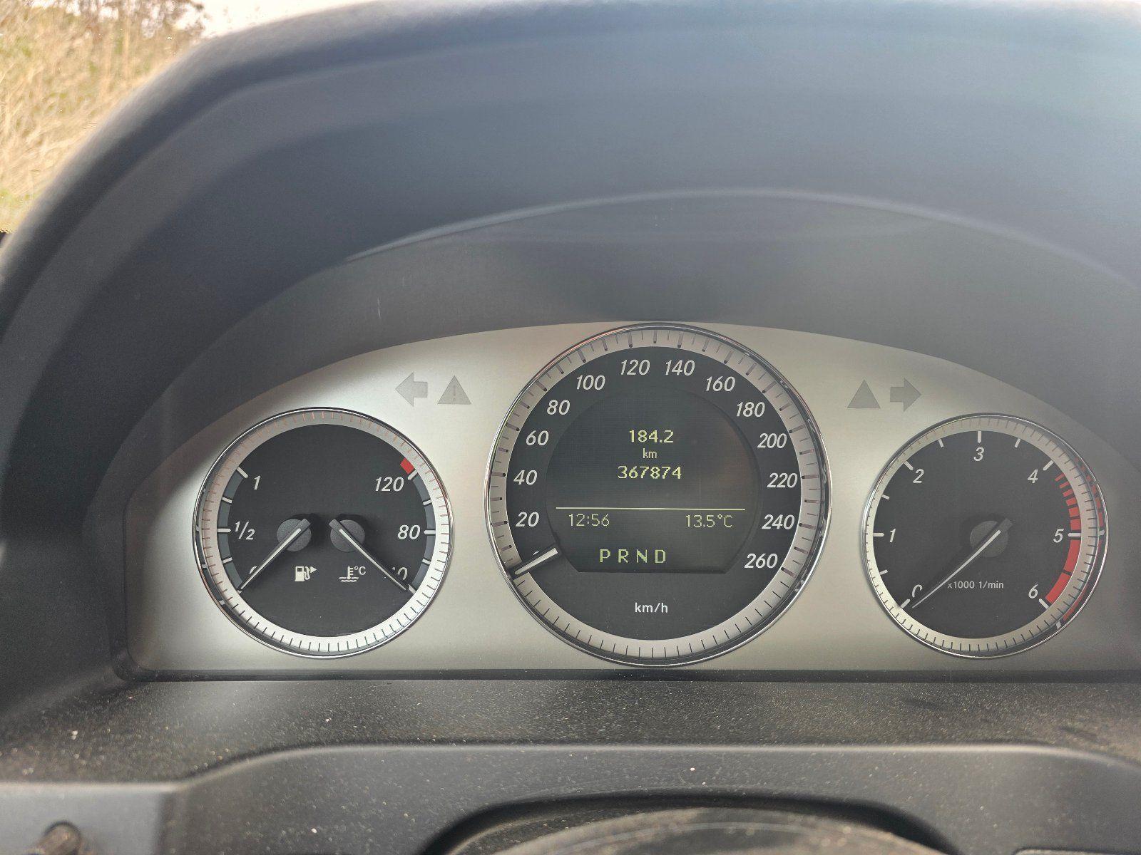 Mercedes-Benz C320 2009 — photo 6