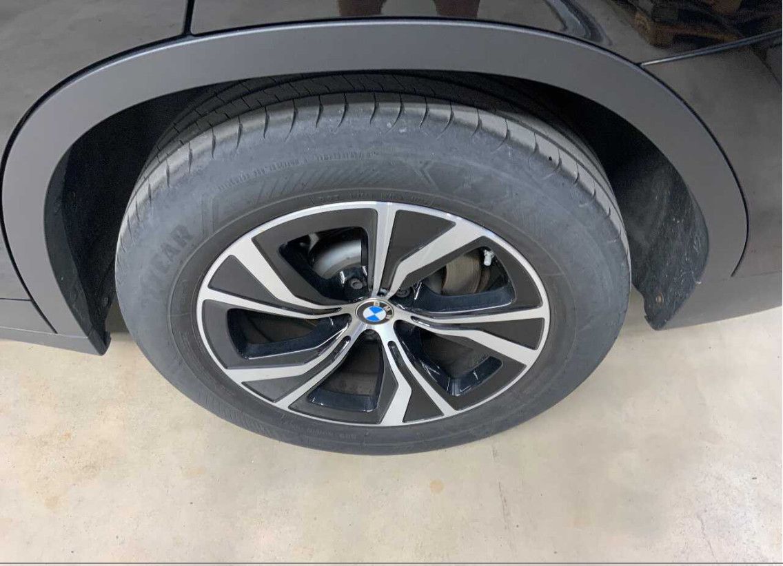 Fahrzeugabbildung BMW X3 xDr 20d AT8 LED/ACC/LEDER/VIRTU/NAVI/HIFI/DAB