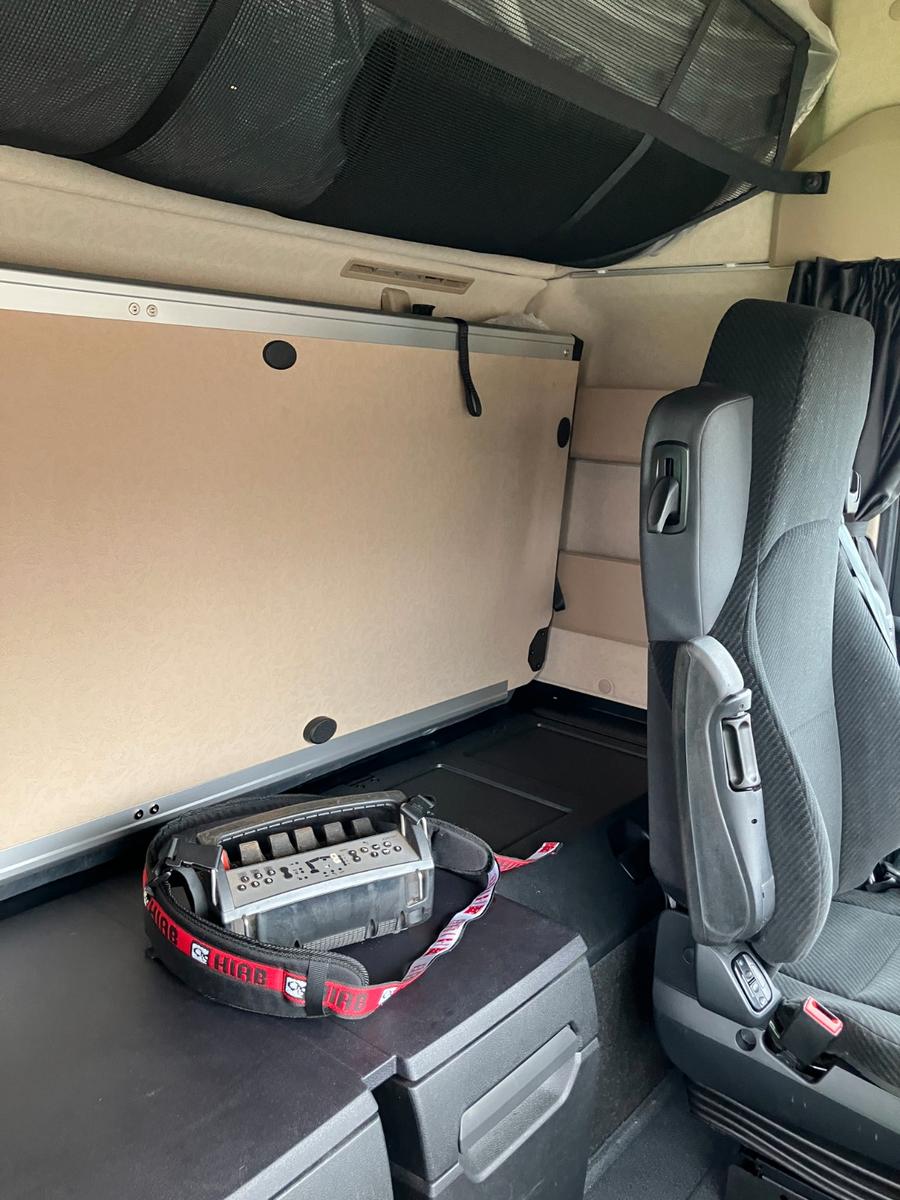 Mercedes-Benz 1845 LS *KRAN X-HIDUO228 E-4*  FUNK *SONDERPREIS