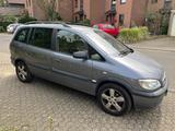 Opel Zafira 1.8 16V AUTOMATIK 7-Sitze Elegance - Opel Zafira: Elegance