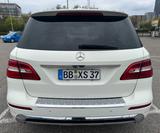 Mercedes-Benz ML 350 BlueTEC 4MAT -AMG*PANO*AHK*BI-XENON*KAMER - Mercedes-Benz ML 350: Von Privat