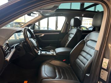 Volkswagen Touareg 4Motion eHybrid *1.Hand*HeadUP*Voll*