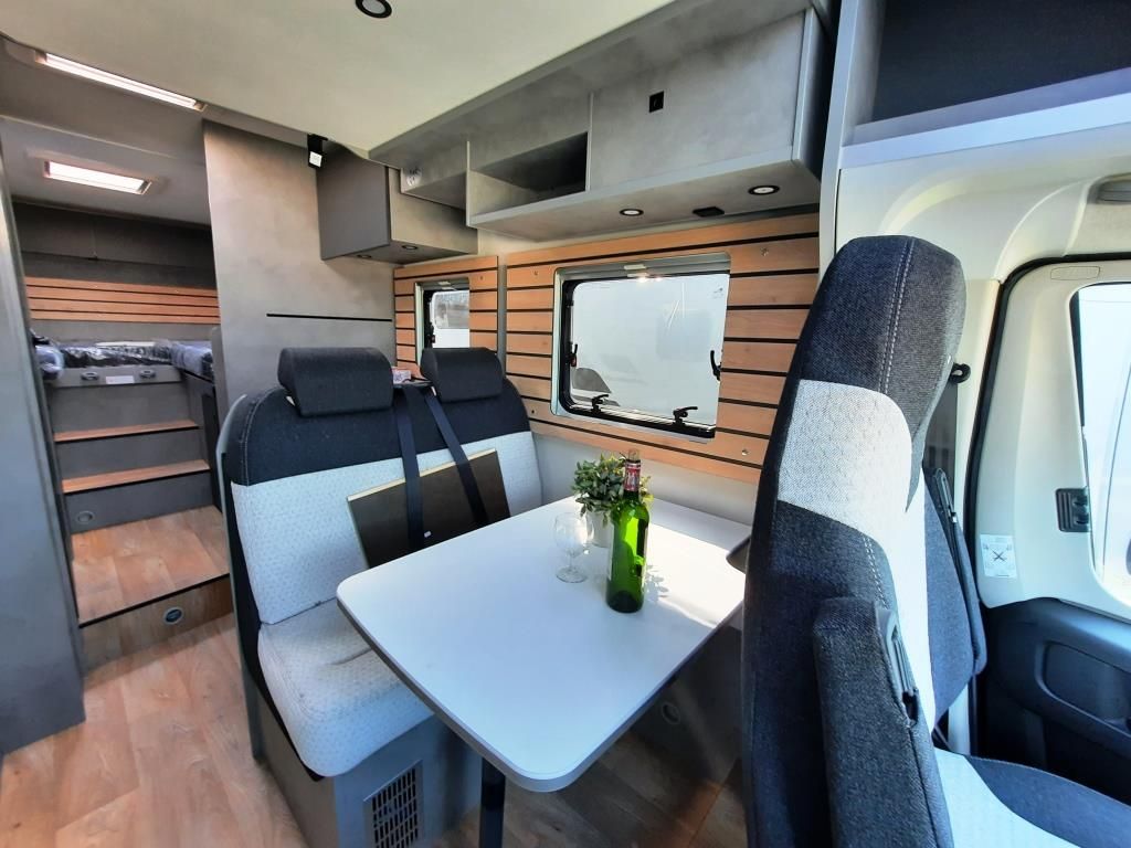 Fahrzeug Übersicht 8 Fahrzeugabbildung Crosscamp EXPDN 7.4 E Verfüg./Sparen Sie 4.566,- €