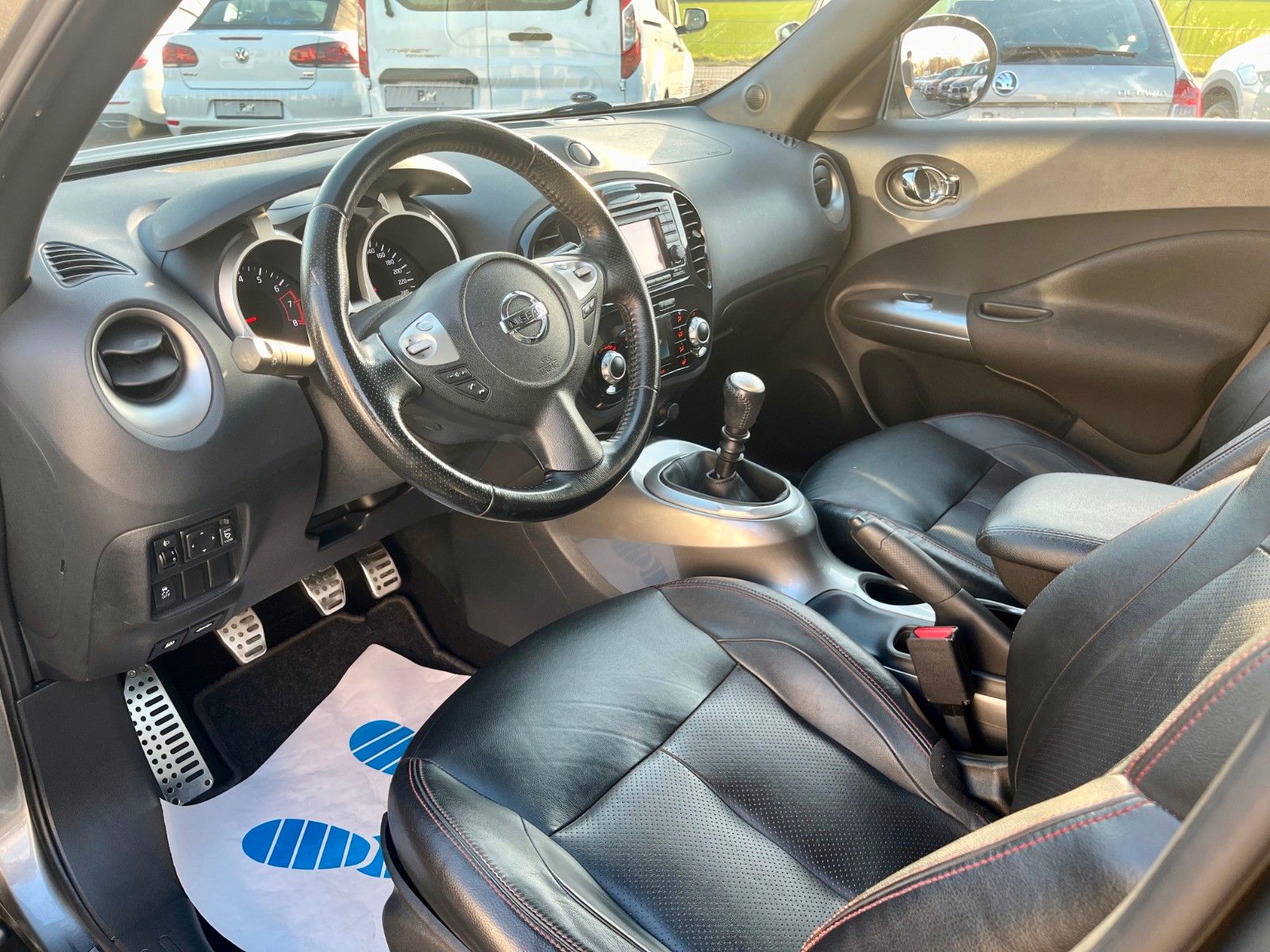 Fahrzeugabbildung Nissan Juke 1.6 Navi Leder Rückfahrkamera Tempo Keyless