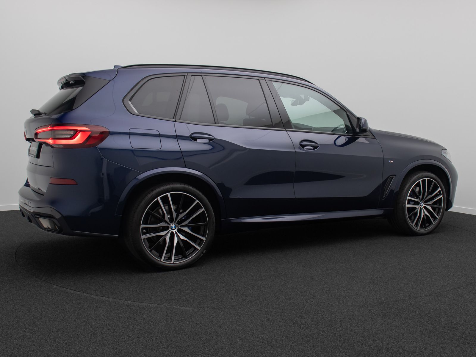 Fahrzeugabbildung BMW X5 xD40i  M Sport 360&deg;Laser HUD DAB H/K 22Zoll