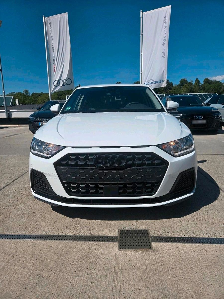 AUDI Audi A1 Sportback advanced 30 TFSI