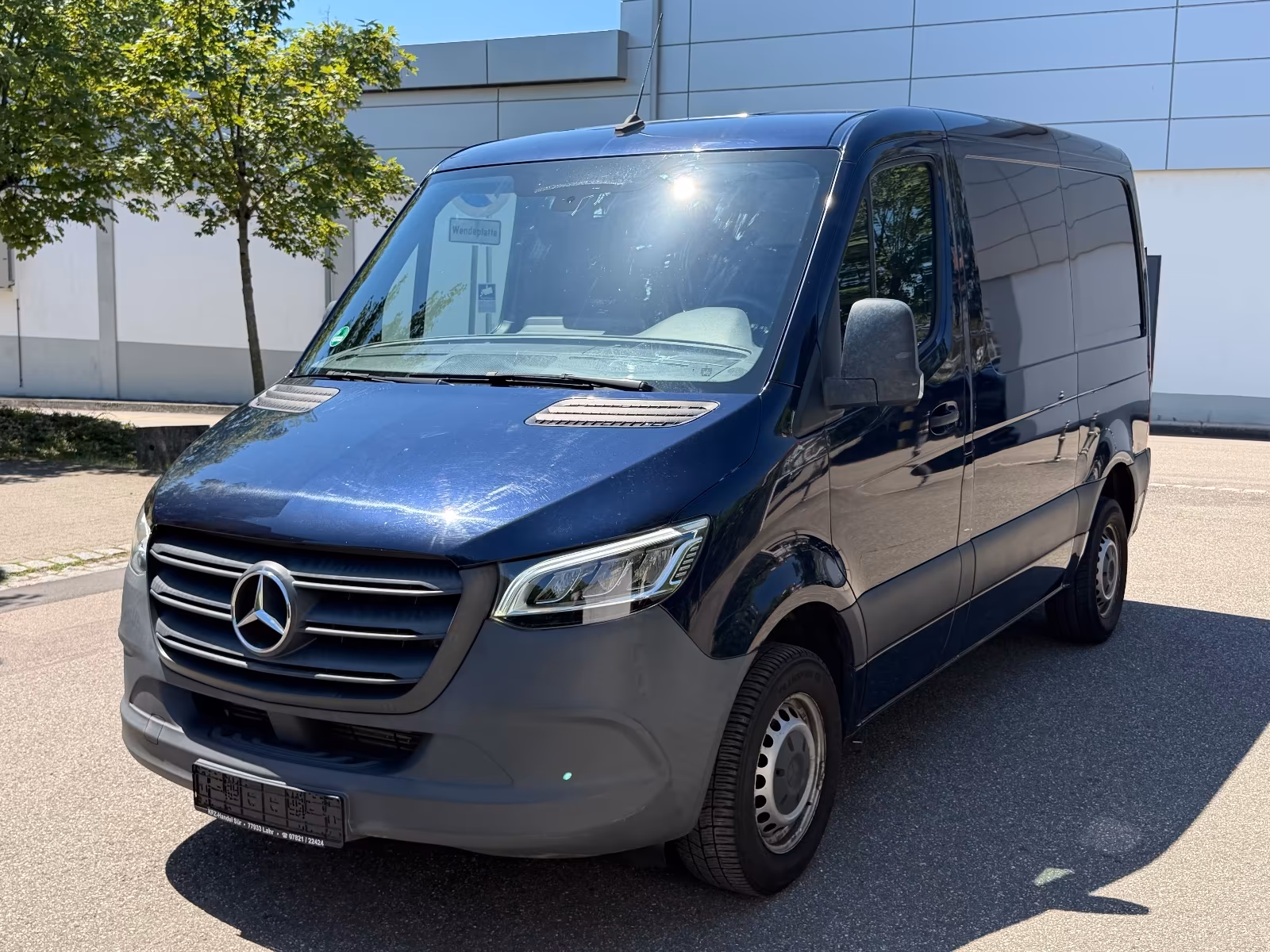 Mercedes-Benz Sprinter III Kasten 211/214 L1/LED SCHEINW./AHK/
