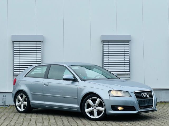 Audi A3 1.8 TFSI S line Sportpaket plus // SCHECKHEFT