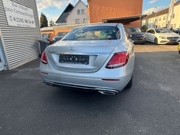 Mercedes E 200 - 8