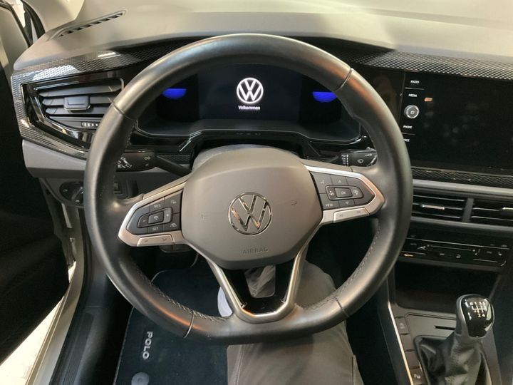 Fahrzeugabbildung Volkswagen Polo Life TSI *AHK*LED*PDC*Sitzhzg.*App-Con.*ACC