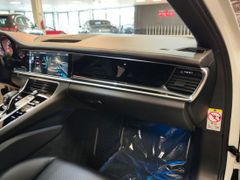 Fahrzeugabbildung Porsche Panamera 4 (SOFT/ LED/ 4ZONE/ PVTS+/ PCM/ 20