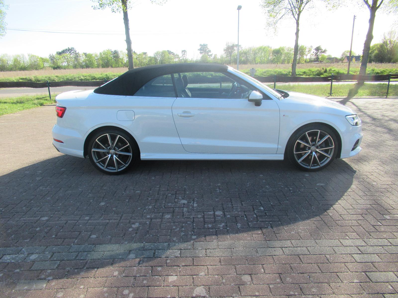 Audi A3 Cabriolet 1,4 TSI S-Line LED 2xPDC Navi Kame.