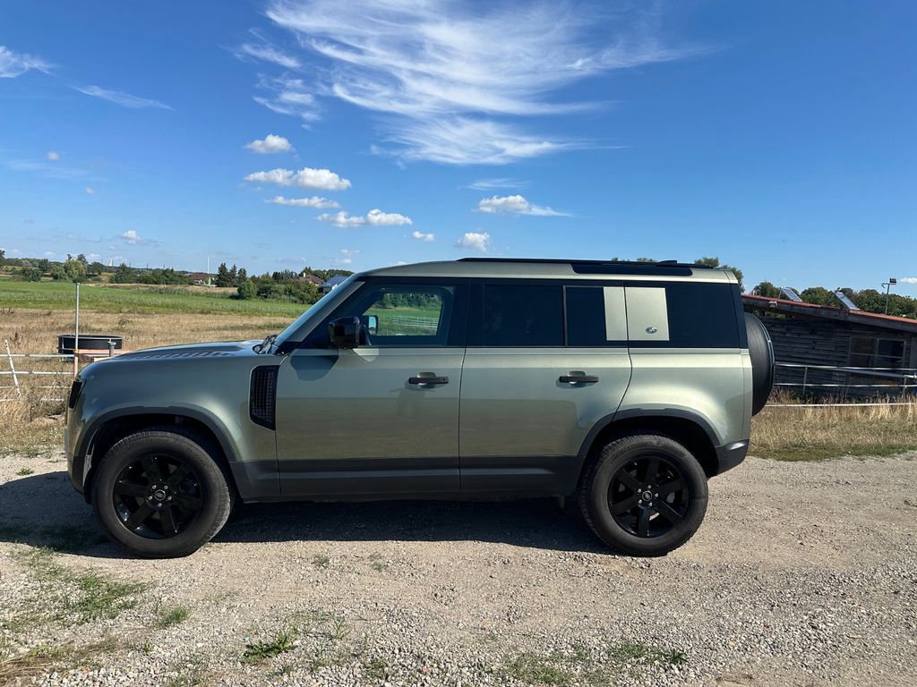 Image of Land Rover Defender