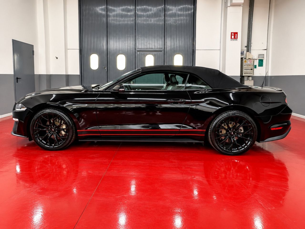Ford Mustang Convertible 2.3 EcoBoost imagem 2