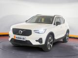 Volvo XC40 B4 Benzin 2WD Ultra Dark DKG/Panorama/360° - Volvo XC40: Ultra Dark