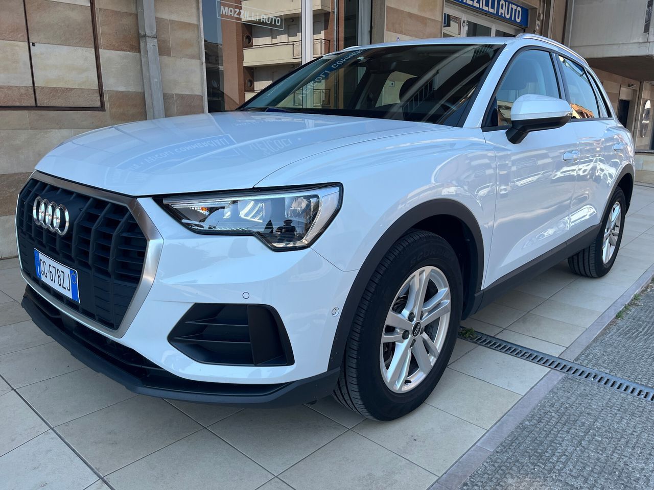 Audi Q3 40 TDI quattro S tronic Business