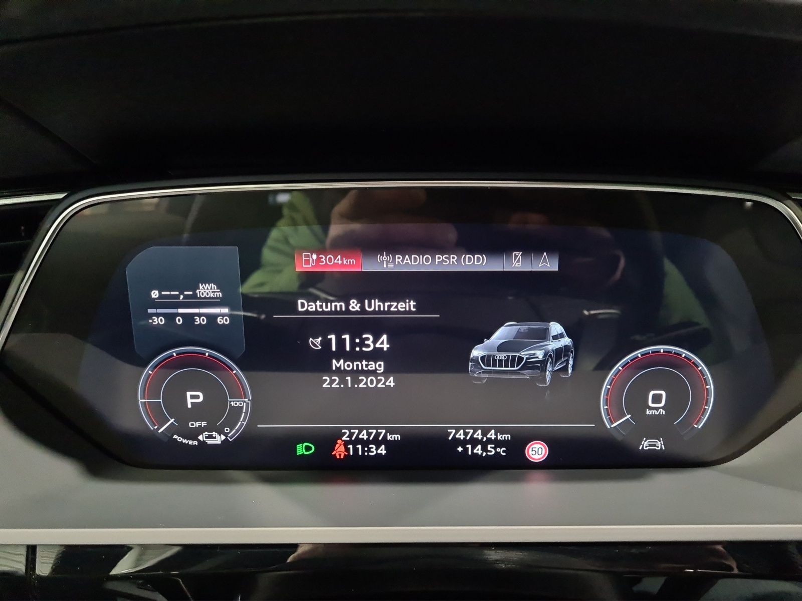 Fahrzeugabbildung Audi e-tron Sportback S AIR 21" AVC PANO AHK NAVI RFK