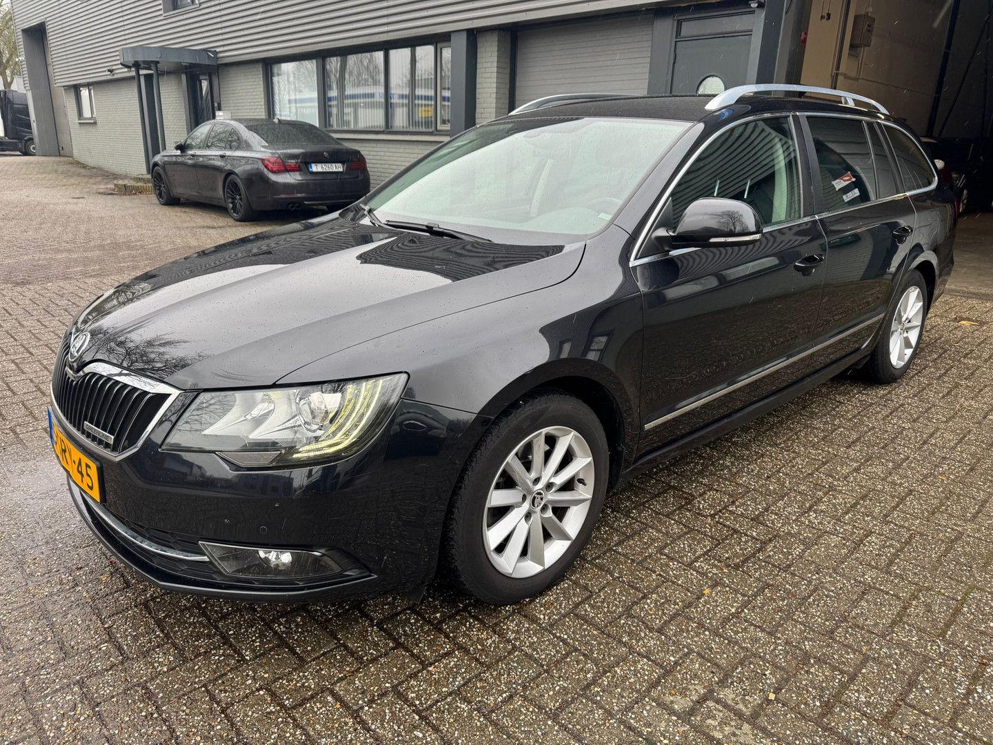 Skoda Superb kombi 1.6 TDI Ambition