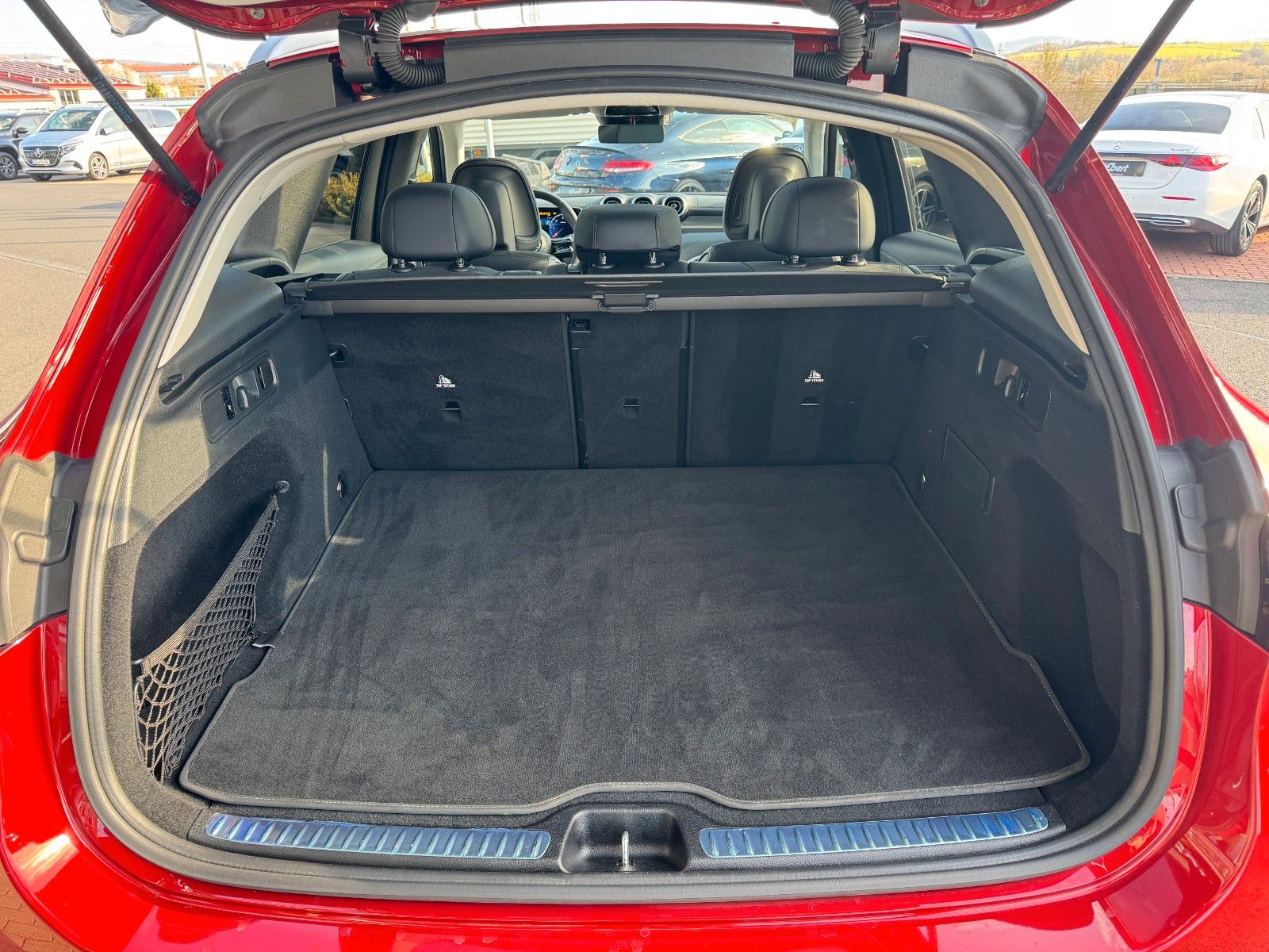 Fahrzeugabbildung Mercedes-Benz GLC 220d 4M+AMG+Pano+StandH+360+Memory