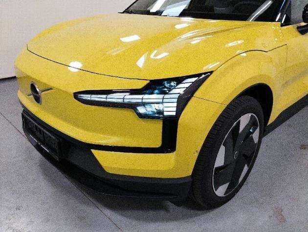 Volvo EX30 Ultra 2WD Pure Electric