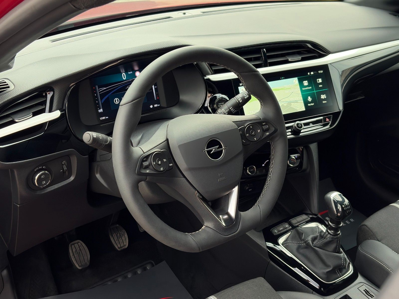 Fahrzeugabbildung Opel Corsa F GS 1.2 Turbo CarPlay Temp. CAM LHZ SHZ