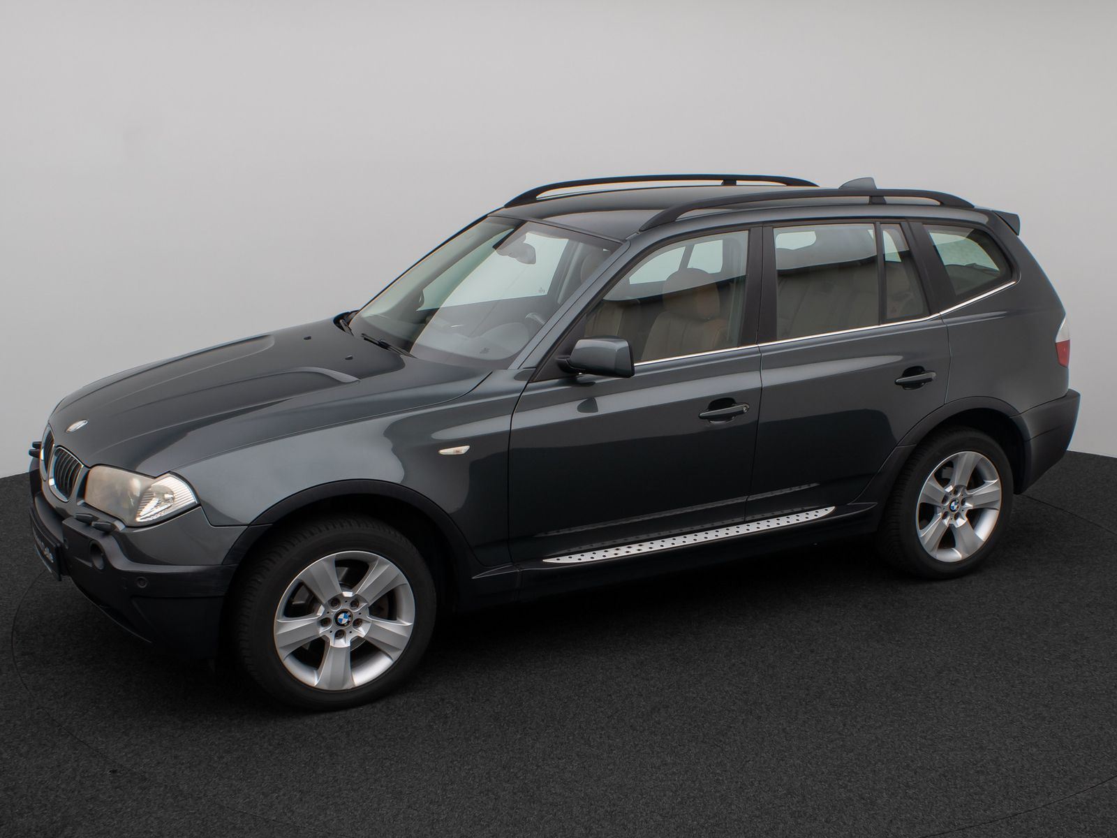 Fahrzeugabbildung BMW X3 xD30d Leder Xenon PDC Sitzhzg Lordos NaviPro