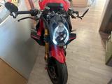 MV Agusta 1000RR  Brutale - MV AGUSTA 1000 R