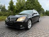 Mercedes-Benz C 280 T | AMG | LPG | Große Navi | Gepflegt - schwarze Mercedes-Benz C 280