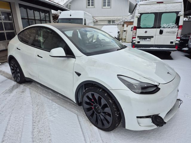 Tesla Model Y Performance Dual AWD