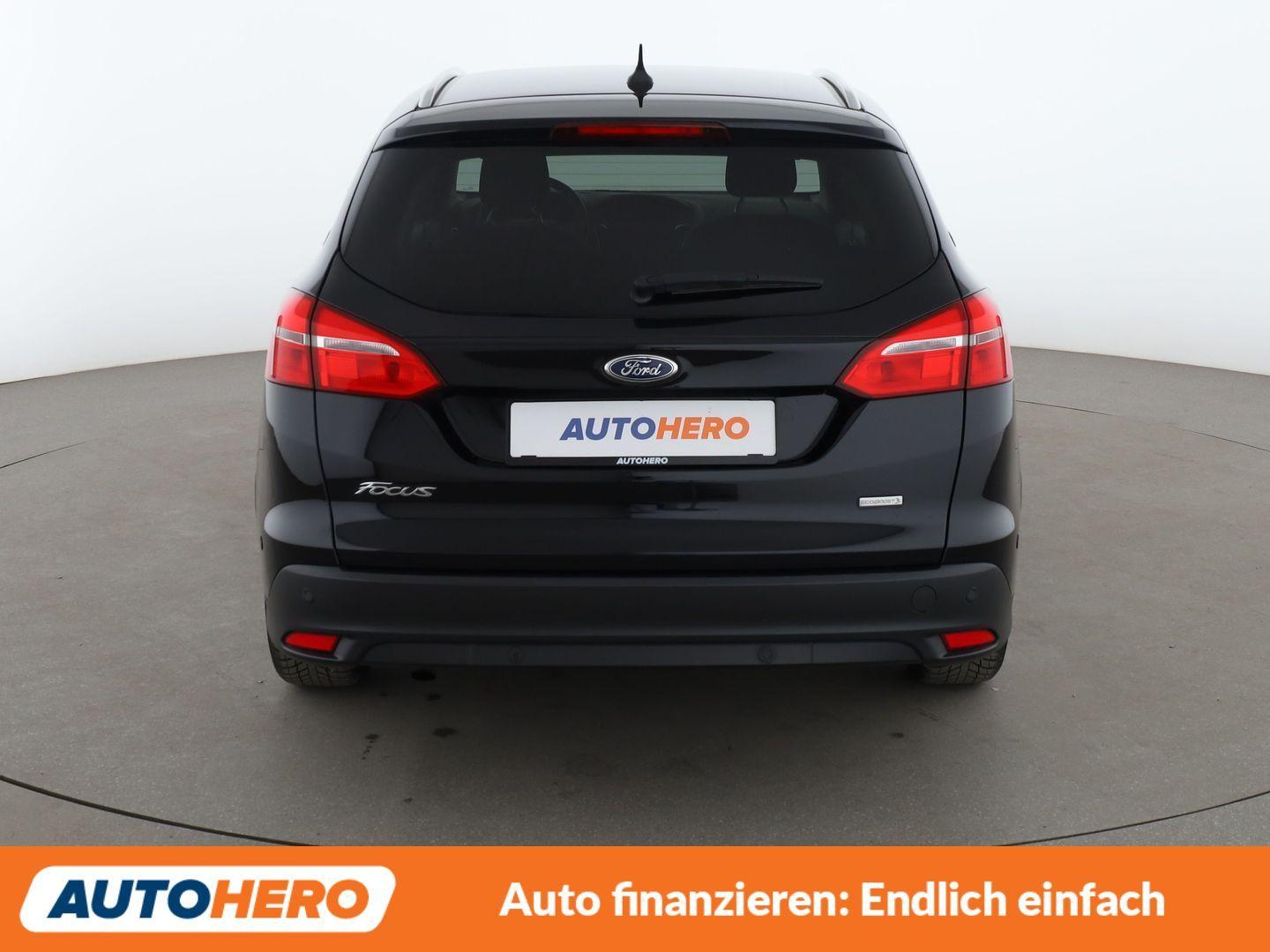 Ford Focus 1.0 EcoBoost Titanium*TEMPO*PDC*SHZ*LIM*