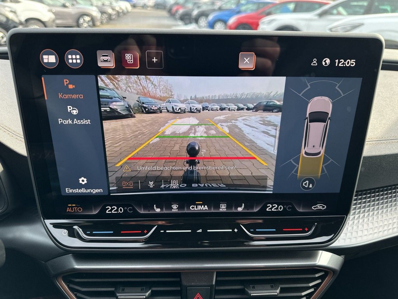 Fahrzeugabbildung CUPRA Leon Sportstourer 2.0 TSI 204 PS DSG 4Drive - mit KI generiert/bearbeitet