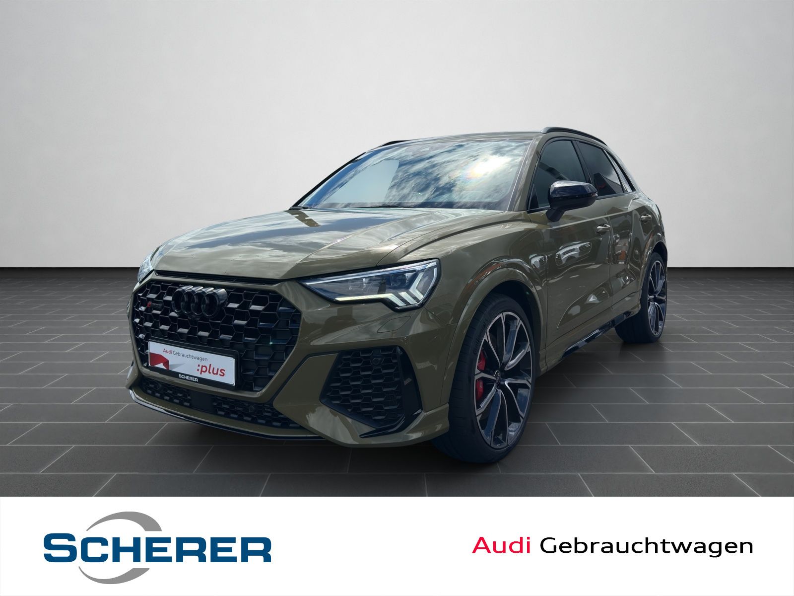 Audi RS Q3 2.5 TFSI S tronic AHK RFK NAVI MATRIX
