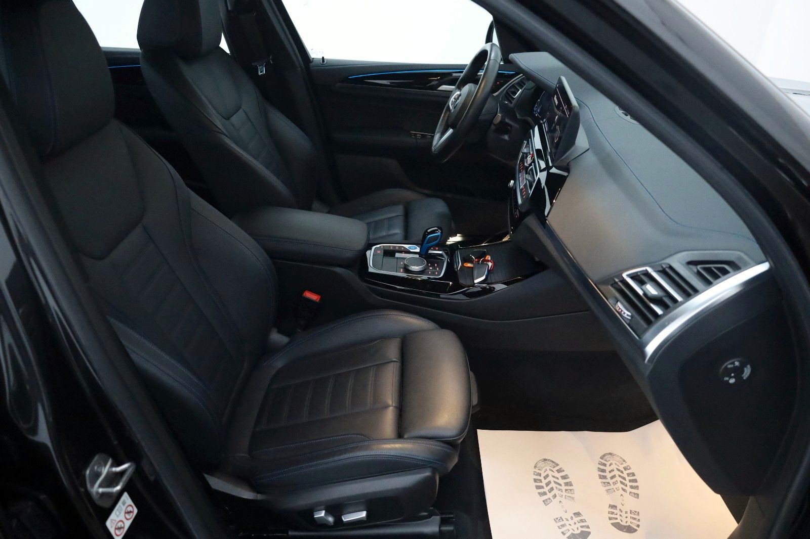 Fahrzeugabbildung BMW iX3 Impressive M sport,360Kamer,Panorama,ACC,HUD