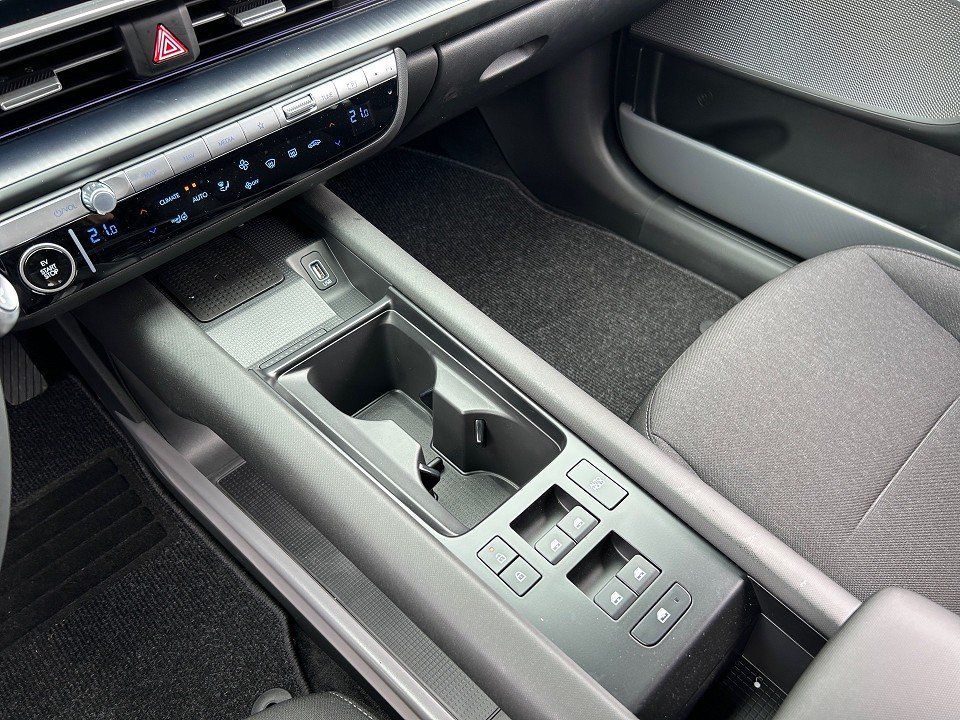 Fahrzeugabbildung Hyundai IONIQ 6 77kWh TECHNIQ 613KM-REICHW LED+NAV+HEADU